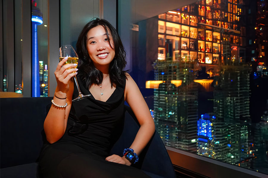 First Visit Aera at The Well: Navigating the Highs and Lows – 8 Spadina Ave. #3800, Toronto, ON M5V 2H6