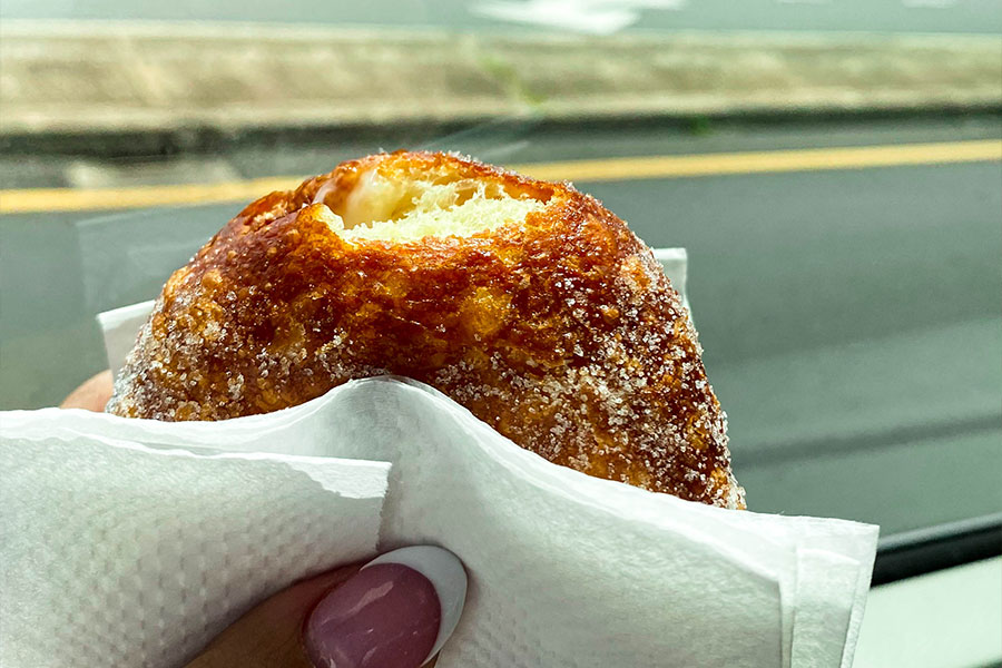 Leonard's Bakery - Malasada