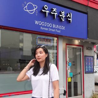 A Delicious Encounter with Leonard’s Bakery Malasada Truck in Honolulu, Hawaii – 7190 Kalanianaʻole Hwy, Honolulu, HI 96825, United States