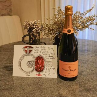 The Lobby Bar: Stylish Drinks and a Mixed Dining Experience – 143 Metcalfe St Unit A, Elora, ON N0B 1S0